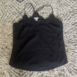 Womens scalloped tank